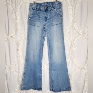 American Eagle Super Stretch A-line Jean Light Wash 8 Regular